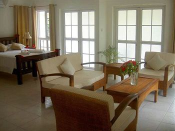 Bord Mer Villa 마헤 외부 사진
